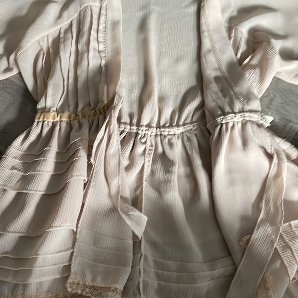 Sheer blouse - Picture 5 of 6